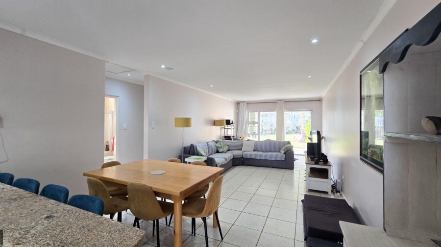 2 Bedroom Property for Sale in Abbotsford Eastern Cape